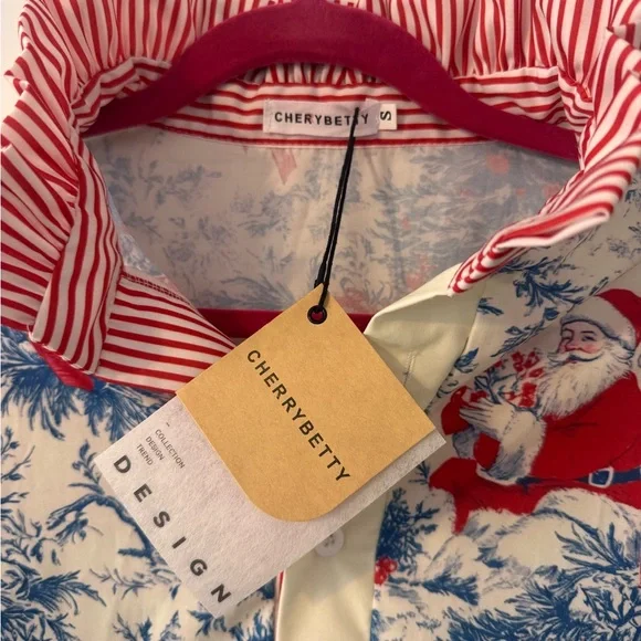 Cherrybetty Santa Toile Christmas Blouse Ruffle Collar Red Blue NWT Size S - Picture 3 of 5